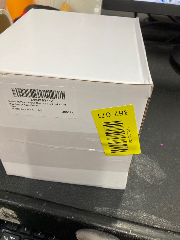 Photo 1 of ****Factory Seal****
Vesici Pcs Ice Ball Maker Mold for Whiskey Cocktails 1.9” Soccer Individual Ice Cube Mold with Lids Silicone Sphere Tray Molds Gifts for Chilling Beverages Drinks