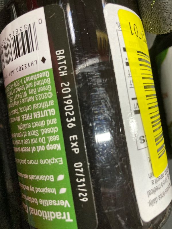 Photo 1 of **7/31/2029**DANDELION ROOT 525mg 100 Vegan Capsules