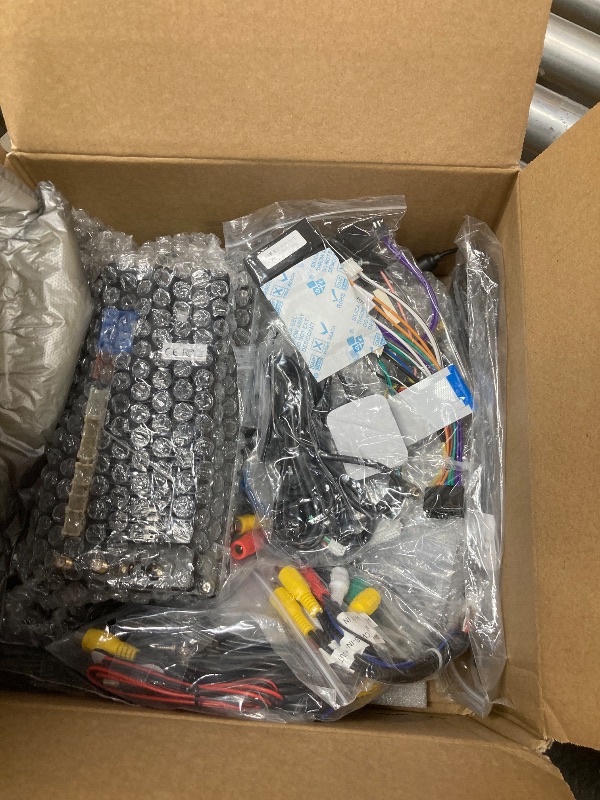 Photo 1 of 4+64G 8-Core Qualcomm Android 15 Car Stereo for Ford Fusion Mondeo 2013-2019 with Wireless Carplay, 9'' Touchscreen Car Radio with WiFi Mirror Link GPS Bluetooth 5.1 FM RDS DSP EQ SWC