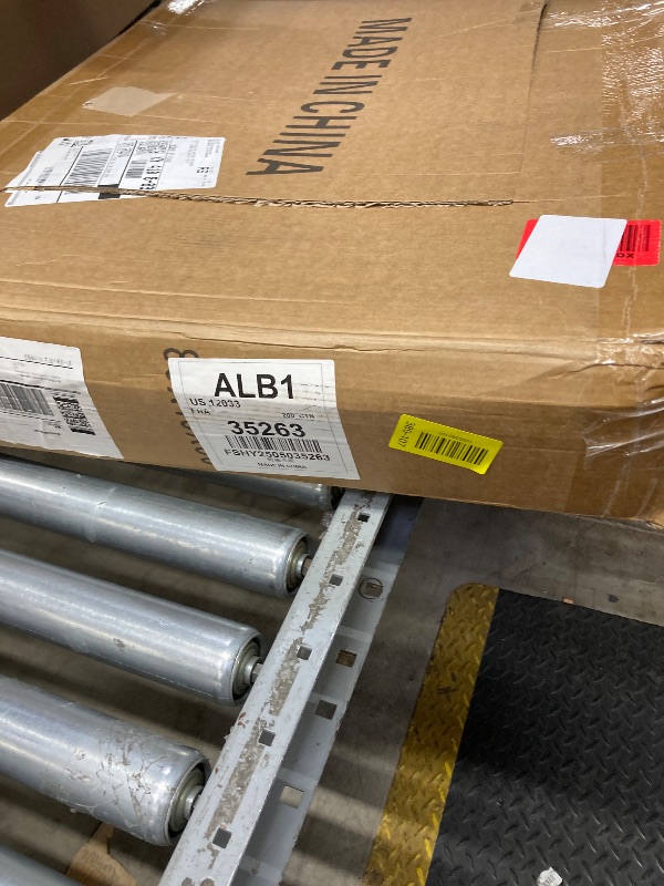 Photo 1 of ***Parts only***
Floor Mats & Cargo Liner Fit for 2022-2025 Jeep Wagoneer seat (Not Fit for L or Set), with 2nd Row Bench Seat All Weather Protection TPE Rubber Full Set Automotive Mat Accessories, Black