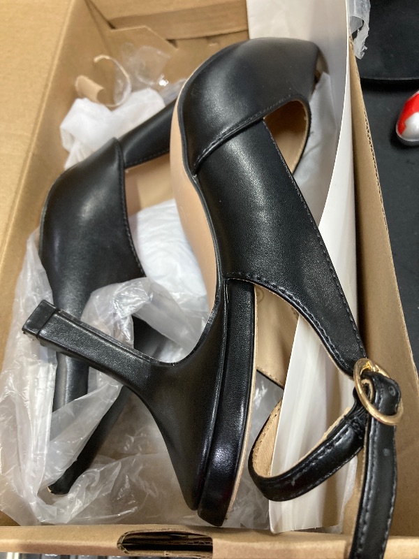 Photo 1 of
Women's heeled shoes #9