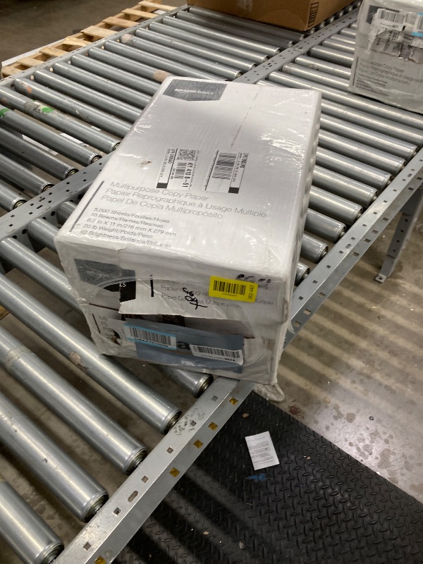 Photo 1 of ** FACTORY SEAL** 

Amazon Basics Multipurpose Copy Printer Paper, 20 lb, 8.5 x 11 Inches, 10 Reams (5,000 Sheets), 92 Bright, White