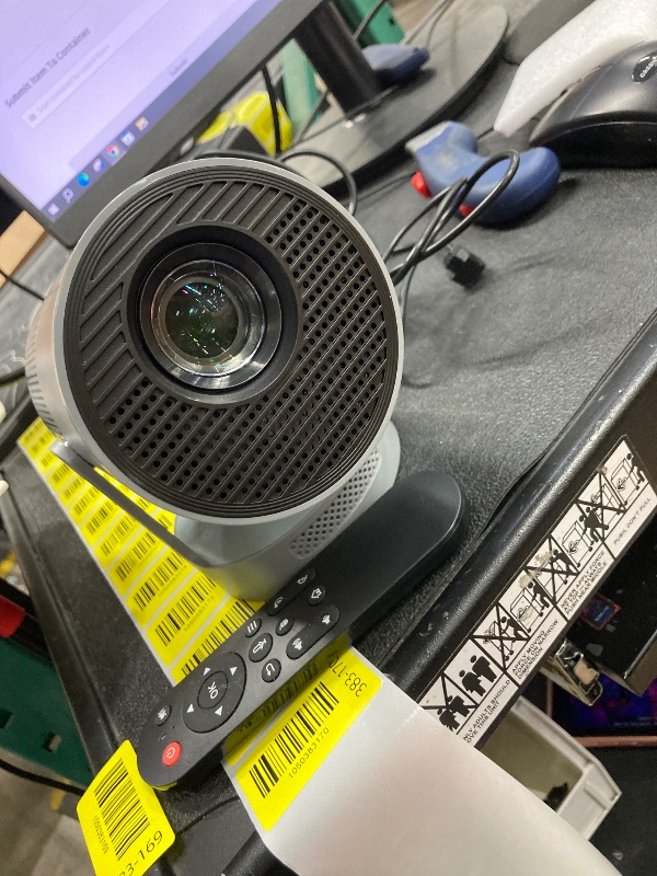 Photo 1 of ?Electric Focus?Magcubic Mini Projector 4K Support, Smart Projector with WiFi 6 and Bluetooth 5.4, 5W Soundbase Speaker, 180° Rotation, Portable Proyector for Home Theater