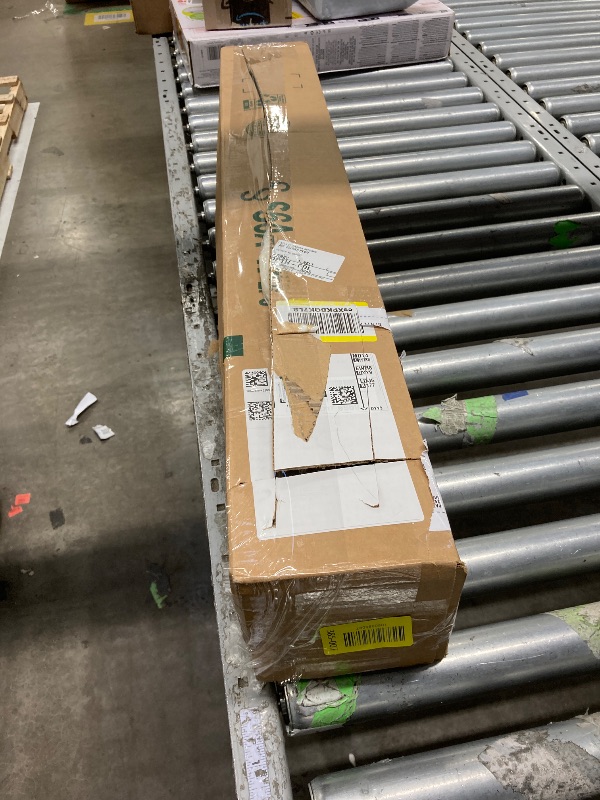 Photo 1 of **used***Artificial Faux Pampas Grass Large, 47"/120cm Bundle of 3 Fake Artificial Pampas Grass Tall Fluffy Stems, Floor Vase Filler for Living Room Kitchen Decor Boho Decor Wedding - White