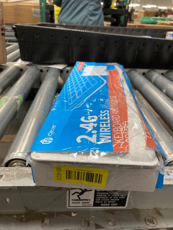 Photo 1 of **t is used, it is not known if it is missing parts, therefore it is not known if it works at 100%.***Wireless Keyboard and Mouse Combo - Full Size Slim Thin Wireless Keyboard Mouse with Numeric Keypad 2.4G Stable Connection Adjustable DPI (White & Silver