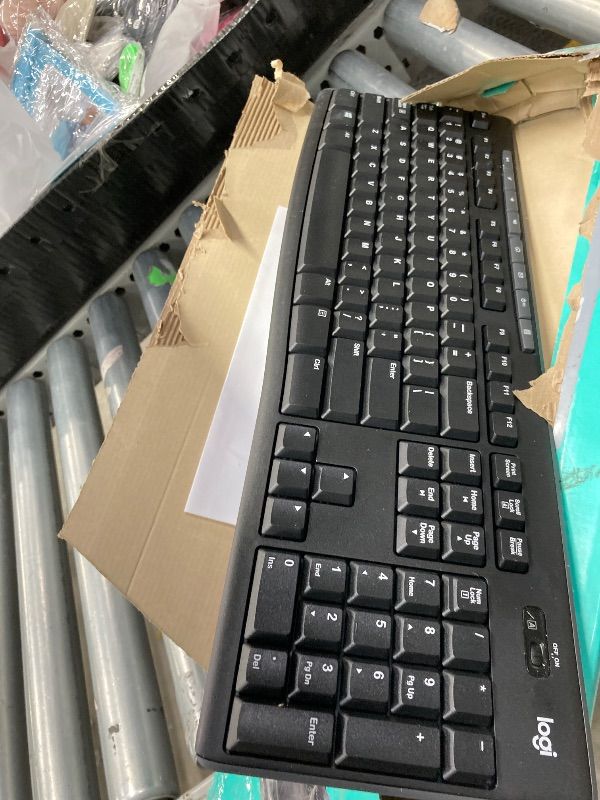 Photo 1 of **It is used, it is missing a part and it is not known if it works 100% because it did not come with the connector***Logitech MK270 Wireless Keyboard and Mouse Combo for Windows, 2.4 GHz, 8 Multimedia Keys, PC, Laptop, Wireless Keyboard Compact Mouse Comb