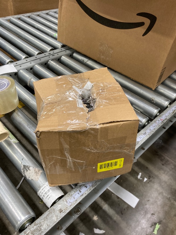 Photo 1 of ***It is used, it is missing a part and it is not known if it works 100% because it did not come with the connector**TUCAREST 515119 Front Wheel Bearing and Hub Assembly Compatible with 2009 2010 Fo-rd F-150 (Excepts SVT Raptor Models;Exc.Heavy Duty Packa