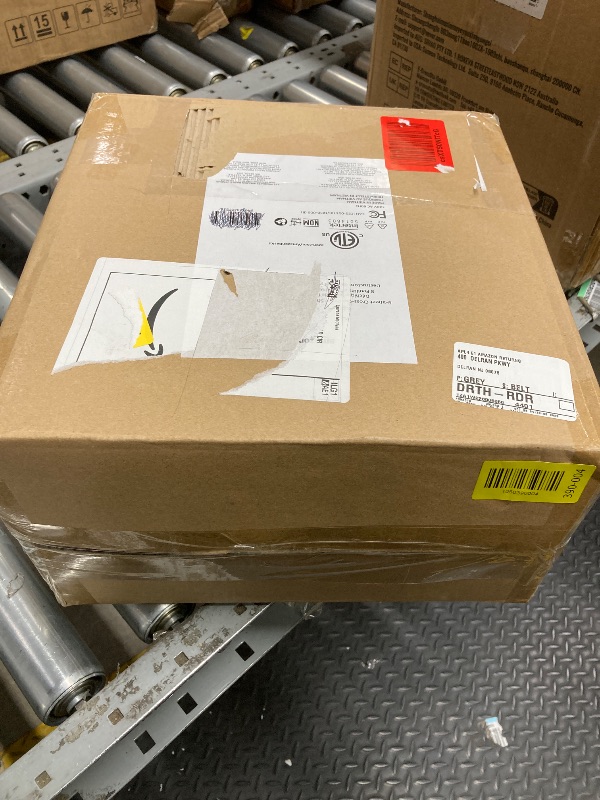 Photo 1 of *Parts Only* Amazon Basics Paper Shredder