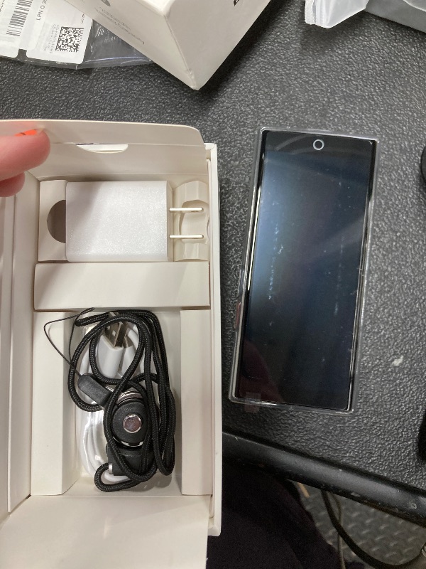 Photo 1 of *Didn't turn on* *PARTS ONLY*Language Translator Device 2025, 139 Languages AI Offline/Group/Phone Translation Device Two Way Real-Time Voice Translator Device with 5.5" Screen,Upgraded Chip for Travel Business Learning (Black)