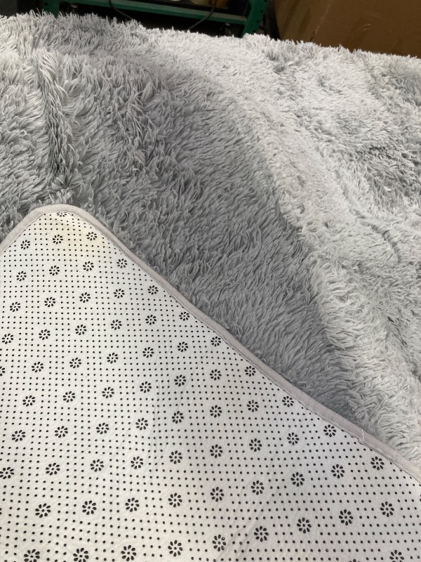 Photo 1 of ***LIGHT STAINS ON BACK ONLY OF CARPET***SHAGGY Area Rug, 5' x 8'***LIGHT STAINS ON BACK ONLY OF CARPET***