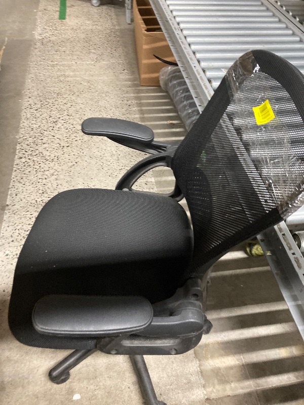 Photo 1 of **THIS CHAIR NEEDS CLEANING, IT'S VERY DUSTY**
BLACK OFFICE CHAIR