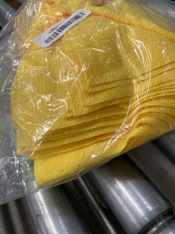 Photo 1 of ***(MISSING PIECES -SELLING AS IS)***
HOMERHYME Microfiber Cleaning Cloth, Cleaning Rags Microfiber Towel Bulk Absorbent Lint-Free Wash Cloths, All-Purpose Towels for Cars, Shop, Automotive, Garage, Home and Kitchen 11.5"*11.5"