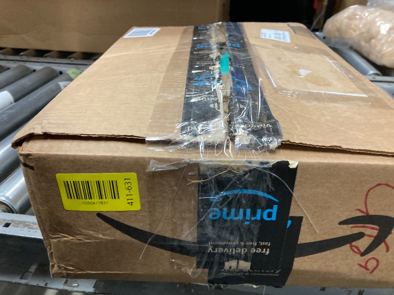 Photo 1 of Logitech MK235 Wireless Keyboard and Mouse Combo for Windows, 2.4 GHz Wireless Unifying USB Receiver, 15 FN Keys, Long Battery Life, Compatible with PC, Laptop