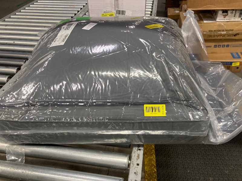 Photo 1 of ***ACTUAL COLOR ID GREEN AS IN PICTURES***YEERSWAG 24X24X5 inch Outdoor Deep Seat Cushion Set,Water Repellant,Fade Resistant Patio Chair Cushion for Outdoor Patio Furniture