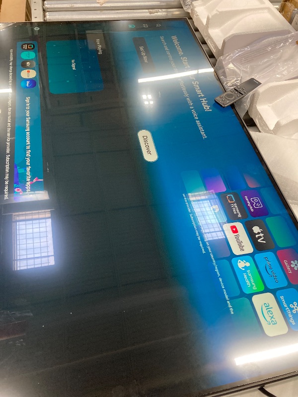 Photo 1 of ***MISSING REMOTE***Samsung 43-Inch Class QLED Q7F Series Samsung Vision AI Smart TV (2025 Model, 43Q7F) Quantum HDR, Object Tracking Sound Lite, Q4 AI Gen1 Processor, 4K upscaling, Gaming Hub, Alexa Built-in