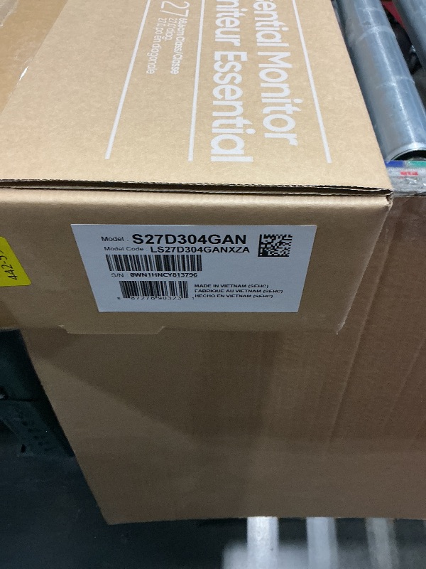 Photo 1 of ***FACTORY SEALED - OPENED FOR INSPECTION***
Samsung 27" (S30GD) Essential Monitor with IPS Panel and Tilt Only Stand, 100Hz Refresh Rate, Ergonomic Design, Advanced Eye Care, Game Mode, LS27D304GANXZA