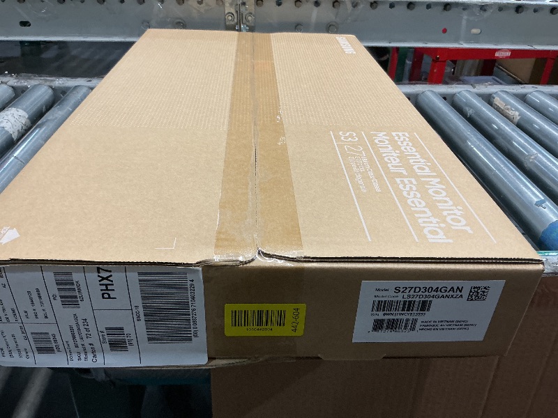 Photo 1 of ***FACTORY SEALED - OPENED FOR INSPECTION***
Samsung 27" (S30GD) Essential Monitor with IPS Panel and Tilt Only Stand, 100Hz Refresh Rate, Ergonomic Design, Advanced Eye Care, Game Mode, LS27D304GANXZA
