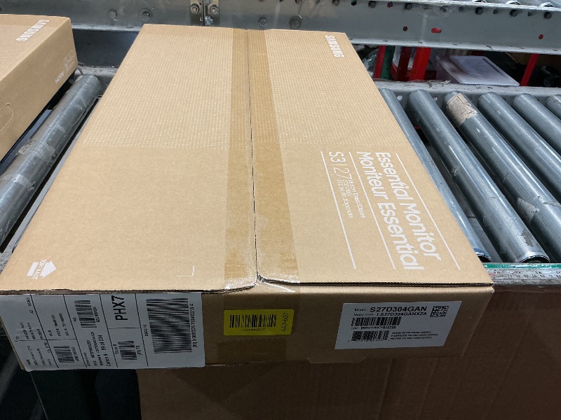 Photo 1 of ***FACTORY SEALED - OPENED FOR INSPECTION***
Samsung 27" (S30GD) Essential Monitor with IPS Panel and Tilt Only Stand, 100Hz Refresh Rate, Ergonomic Design, Advanced Eye Care, Game Mode, LS27D304GANXZA
