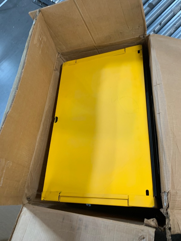Photo 1 of **PARTS ONLY** DEWALT 26IN W 4-DRAWER TOOL CHEST