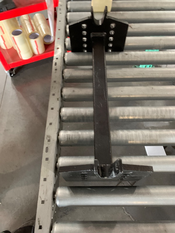 Photo 1 of ****MOUNTING BRACKET ONLY***
E16 5th Wheel Hitch, Compatible with Select F-250, F-350, F-450, 8' Bed Puck System