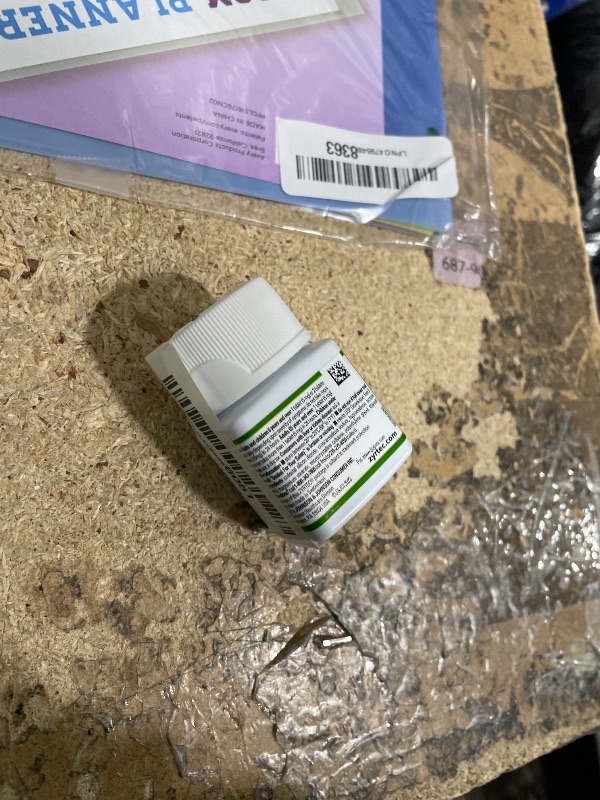 Photo 1 of **partial set/ missing half** Zyrtec 24 Hour Allergy Relief Tablets, Indoor & Outdoor Allergy Medicine for Adults with 5 mg Cetirizine Hydrochloride, Relief of Runny Nose, Sneezing, Itchy Eyes, Plus Dust, Mold & Pet Dander, 35 ct