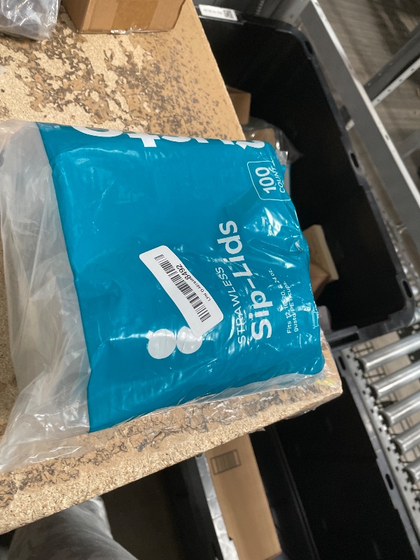 Photo 1 of [100 Count] Crystal Clear Strawless PET Plastic Lids for 12, 16, 20 & 24 oz. Milkshake Cups