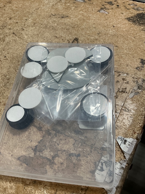 Photo 1 of ***MISSING ONE HEART***4 Pack Blind Spot Mirror, 360° Rotatable Wide Angle Mirrors, HD Glass Side View Mirror Blindspot, Adhesive Convex Rear View Mirrors for Suv Truck Cars (Round & Heart Shape)