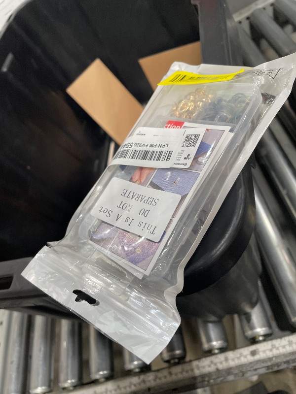 Photo 1 of 1/4 Inch Grommet Kit 200 Sets Grommets Eyelets with 3 Pieces Install Tool Kit and Box for Shoes Clothes Crafts Bag