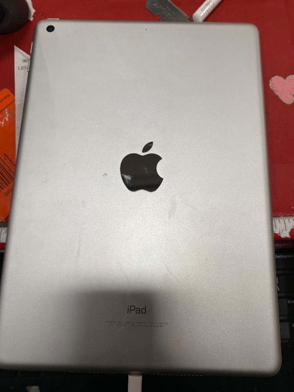 Photo 1 of **SEE NOTES** Restored Apple iPad 6 9.7" Tablet, 2018, 32gb, Wi-Fi Only, Silver (Refurbished) 9.7
