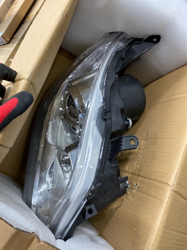 Photo 1 of **PARTS ONLY***SCITOO Right Side Headlight Assembly Fits 2010-2012 for ES350 Headlights Chrome Housing Amber Reflector, 81145-33750 (Bulbs Not Included)