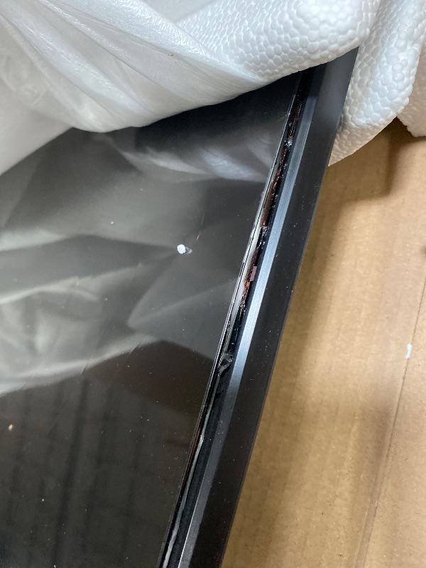 Photo 1 of ****BROKEN. NO RETURN. NO REFUND****Samsung 65-Inch Class QLED Q7F Series Samsung Vision AI Smart TV (2025 Model, 65Q7F) Quantum HDR, Object Tracking Sound Lite, Q4 AI Gen1 Processor, 4K upscaling, Gaming Hub, Alexa Built-in