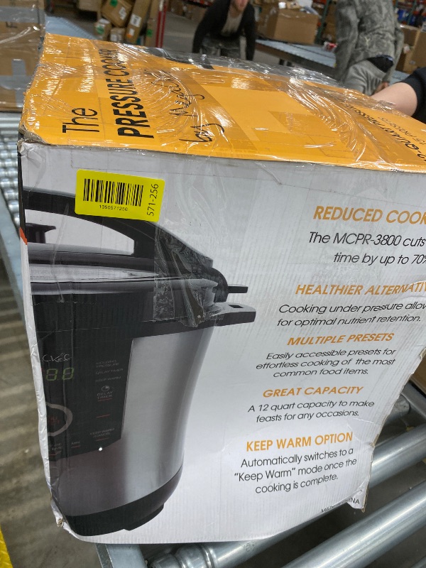 Photo 1 of **PARTS ONLY/DAMAGED PANEL***MegaChef 12 Quart Digital Pressure Cooker with 15 Preset Options and Glass Lid, Silver