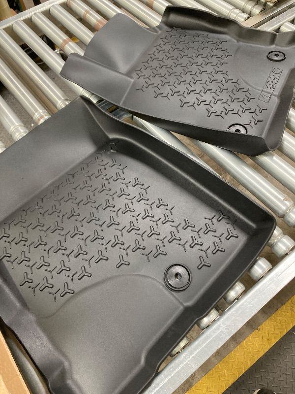 Photo 1 of ***MISSING REAR MAT -SELLING AS INCOMPLETE*** KIWI MASTER Floor Mats for 2021-2026 Ford Bronco Sport, OEM Replacement MP1Z-7813300-AA, Custom Fit All Weather Car Mats, Heavy Duty TPE Floor Liners, Front & Rear 2 Row, Black