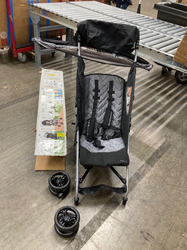 Photo 1 of ***missing two wheels**Summer Infant 3Dlite ST Convenience Stroller, Black & Gray - Lightweight Stroller with Steel Frame, Large Seat Area, Multi-Position Recline, Storage Basket - for Travel and More