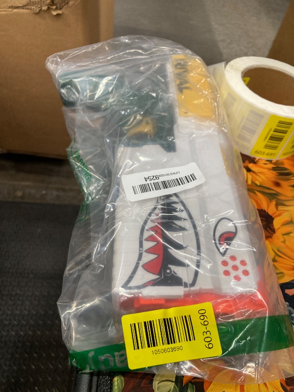 Photo 1 of ***MISSING PIECES***NERF Rival Kronos XVIII-500 Blaster, Breech-Load, 5 Nerf Rival Rounds, Spring Action, 90 FPS Velocity, White Color Design, Ages 14+ (Amazon Exclusive)***MISSING PIECES***