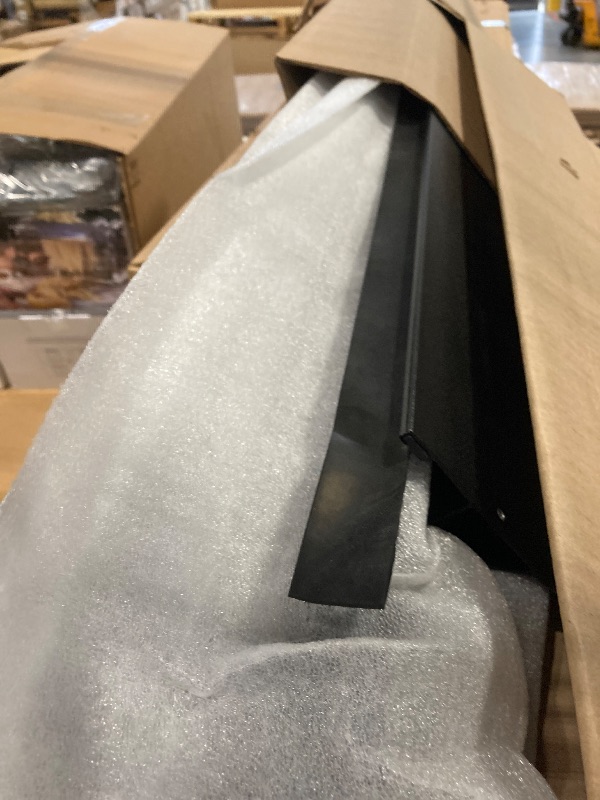 Photo 1 of *** SET OF 2 XL BOXES****  RealTruck Retrax RetraxONE XR Retractable Truck Bed Tonneau Cover | T-60484 | Fits 2020 - 2025 Chevy/GMC Silverado/Sierra 2500/3500HD (does not fit w/ factory side storage boxes) 6' 10" Bed (82.2")