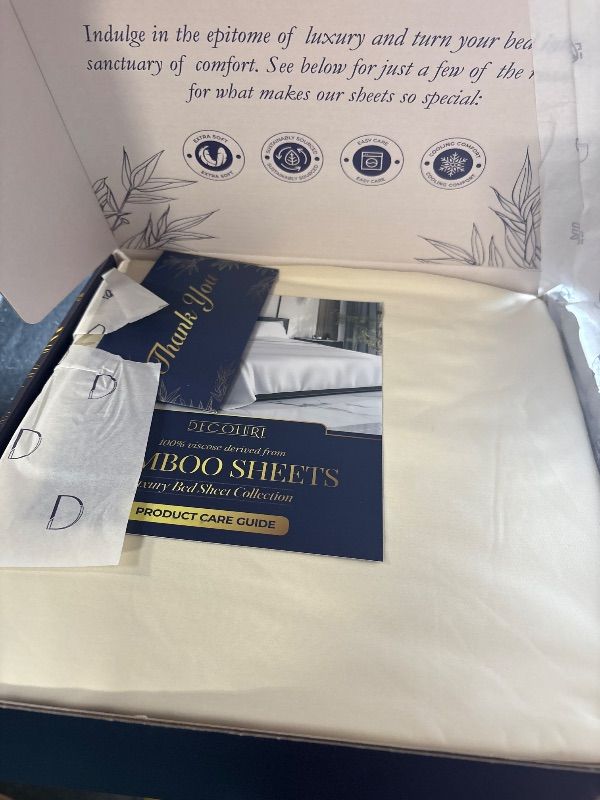 Photo 1 of ***MISSING PARTS**** DECOLURE 100% Viscose Derived from Bamboo Sheets King Size - Luxury 4 Pc Naturally Cooling Sheets, Ultra Soft Bed Set - Deep 17" Pockets, Durable Double Stitching, Oeko Tex Standard (Creme)
