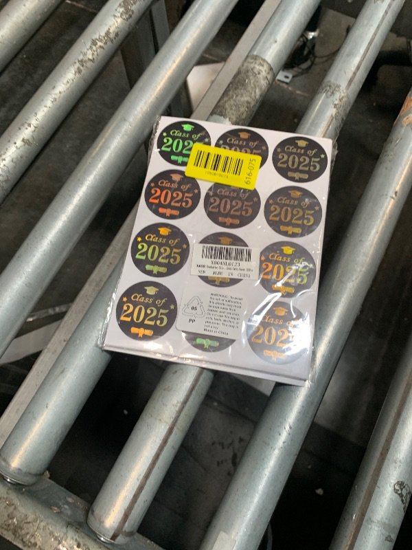 Photo 1 of **** 2PC BUNDLE ***** WANGHENG Graduation Stickers 2025,Black Gold Class of 2025 Sticker 1.7In Graduation Envelope Seal Label Sticker,for Senior College Grad Party Favor 120Pcs