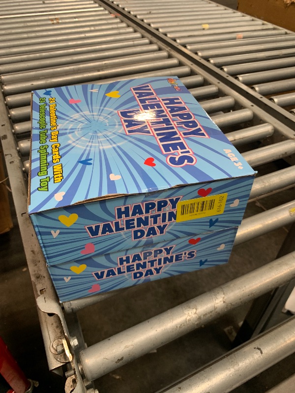 Photo 1 of **** 2 PC SET ***** ShyLizard 24 Pack Valentine's Day Cards for Kids with Pop Tubes Fidget Spinner, Valentines Day Gifts for Kids, Telescopic Fidget Toy Classroom Exchange Party Favor Game Prizes