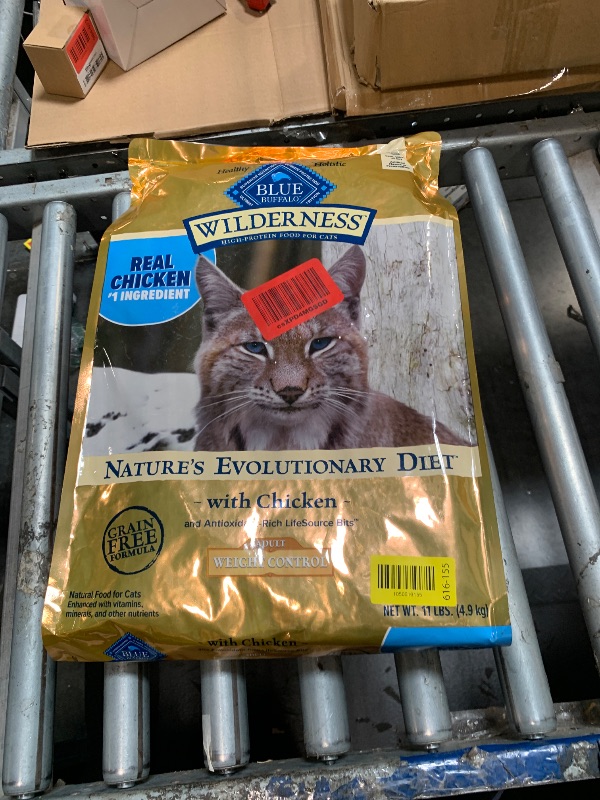 View 2 of ****** BEST BY JUN/ 10/2026 ****Blue Buffalo Wilderness High-Protein, Grain-Free Natural Dry Food for Adult Cats, Weight Control, Chicken, 11-lb Bag
