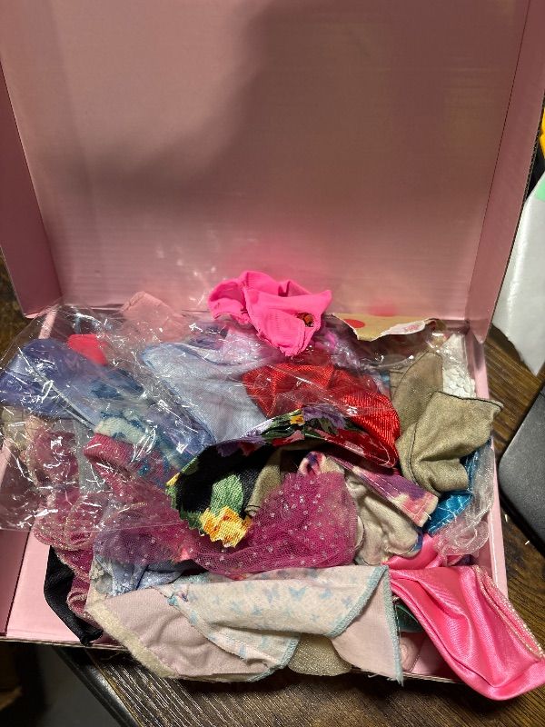 Photo 3 of ?195 Pcs Doll Clothes and Accessories Kit, Include Princess Gowns, Fashion Skirt, Slip Dresses, Tops, Pants, Bikini Swimsuits, Shoes, Crowns, Necklaces, Glasses, Hangers in Gift Box for 11"-12" Dolls
