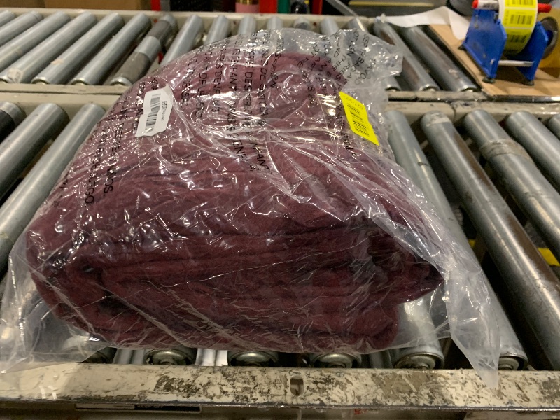 Photo 1 of *MISSING PARTS - see clerk notes*
Sunbeam Royal Ultra Fleece Heated Electric Blanket Twin Size, 84" x 62", 12 Heat Settings, 12-Hour Selectable Auto Shut-Off, Fast Heating, Machine Washable, Warm and Cozy, Claret