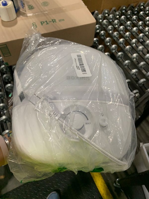 Photo 1 of ***USED*** BOXING 3L Top Fill Humidifiers for Bedroom Baby, 20dB Quiet Air Humidifier for Large Room & Indoor Plants with Optional Night Light, Cool Mist Diffuser for Home, Essential Oil Tray, BPA-Free,White,30H