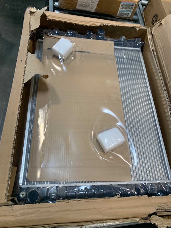 Photo 1 of * NEW * YoApoio Aluminum Core Radiator for 2015-2021 Chevy Trax and 2013-2021 Buick Encore, 2014 2016 2017 2018 2019 2020 Full Performance Aluminium Radiators