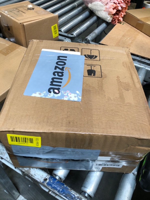 Photo 1 of **UNTESTED**
Amazon Basics Air Circulator Desk Fan for Bedroom, Home and Office, 90-Degree Tilt Head, 3 Speed Settings, Cooling, 35 Watts, Black, 11.1"W x 6.3"D x 10.9"H