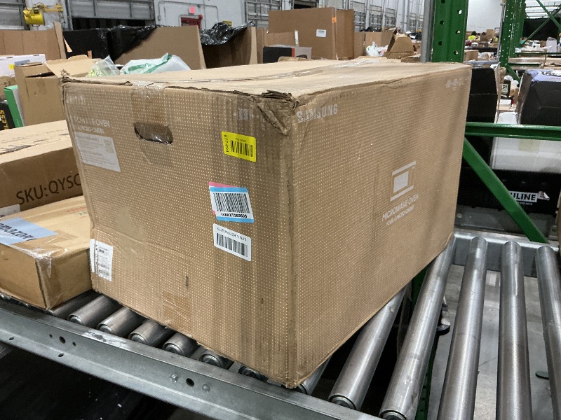 View 2 of (4/3/2026 ***FINAL SALE/NO RETURN, SOLD AS PARTS***)
SAMSUNG 1.9 cu. ft. Countertop Microwave with Sensor Cooking, Matte Black Stainless Steel, MS19DG8500MTAA
