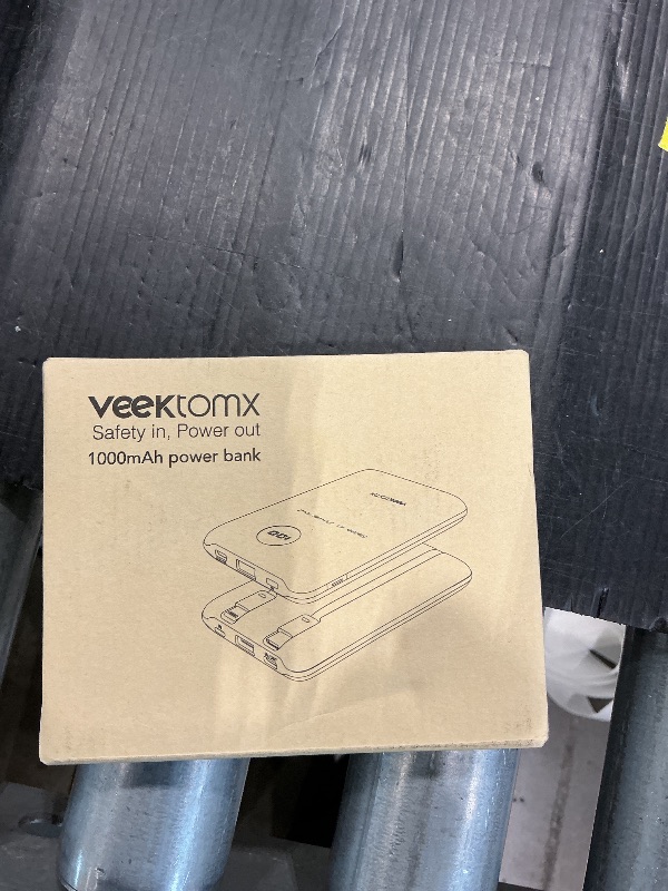 Photo 1 of 1000mAh power bank