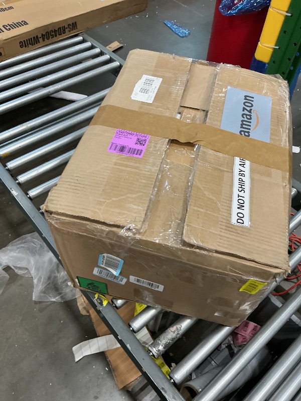 Photo 1 of 10000 BTU Window Air Conditioner with WiFi, Window AC Unit Cools Up to 450 Sq. Ft with Cooling, Dehumidifier, 3 Fan Speed, Energy Saving with Remote & App Control & Timer Function, Perfect for Room