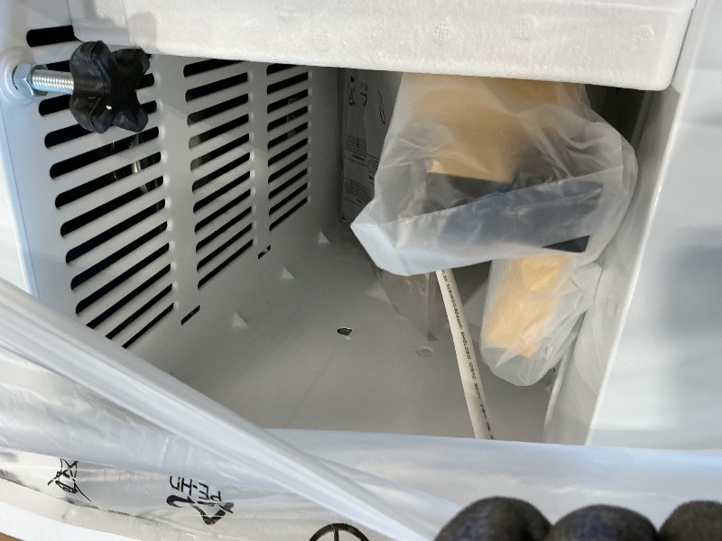 Photo 1 of **USED - MINOR DAMAGE**
6000 BTU Window Air Conditioner, u-Shaped Energy Saving Window AC Unit with WiFi, Remote Control, Cools Up to 269 Sq.ft., Ultra Quiet Operation, for Office, Bedroom, Kitchen