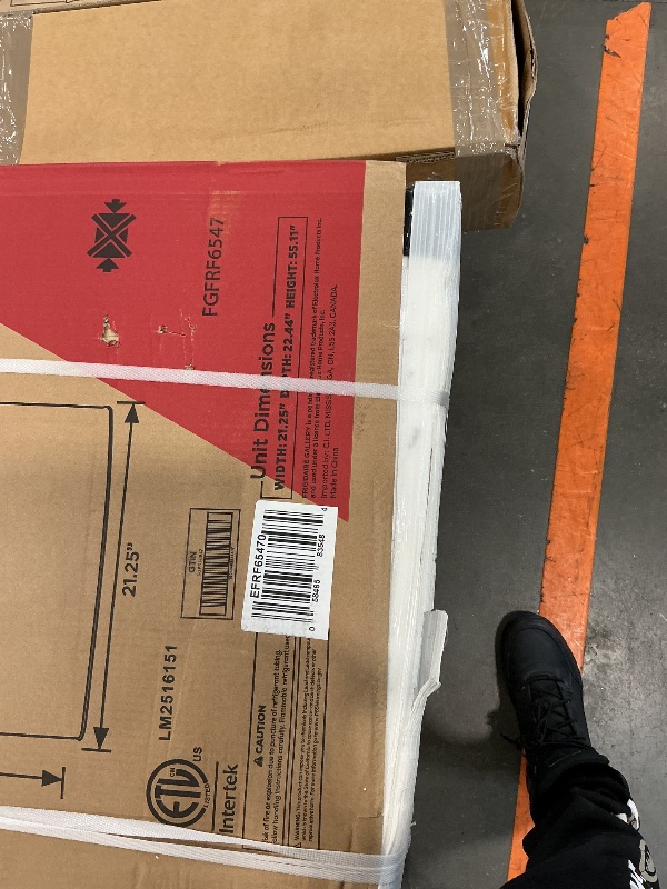 Photo 1 of *UNTESTED*
Frigidaire 7.0 Cu. Ft. Upright Convertible Fridge/Freezer, Reversible Door, Removable Glass Shelves, Adjustable Controls, Platinum Finish BRAND NEW ITEM STILL IN SECURITY STRAPS